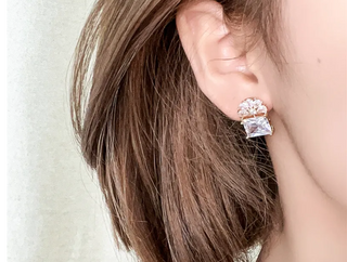 A Delicate Beauty Earrings