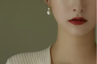 Delicate Pearl Earrings