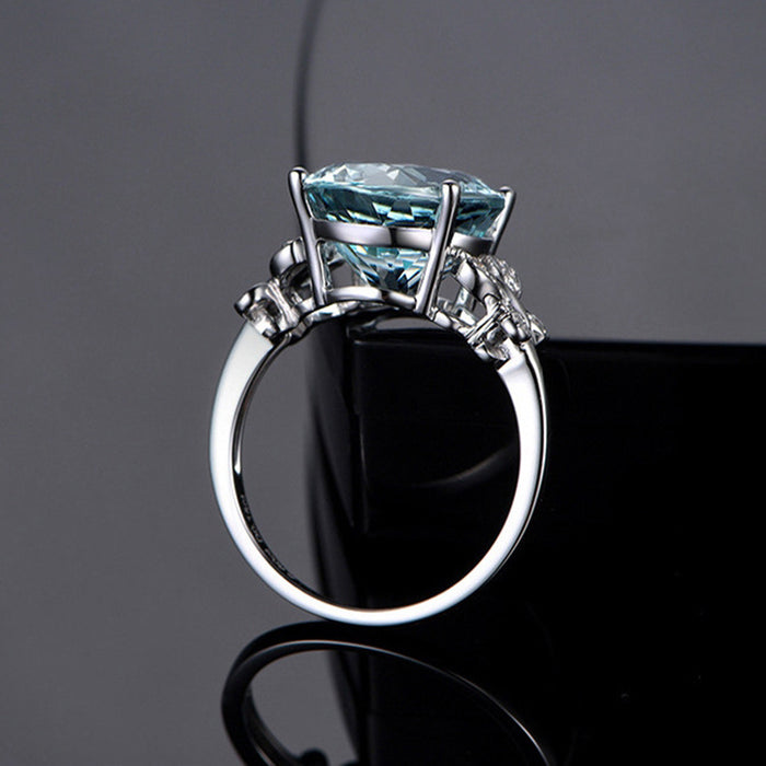 Crystal Snowflake Exquisite Ring